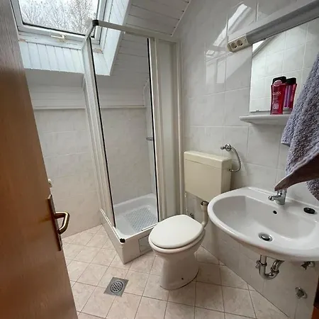 Kegljisce Visole Apartmaji In Sobe Gæstehus Slovenska Bistrica