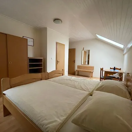 Гостевой дом Kegljisce Visole Apartmaji In Sobe 3*